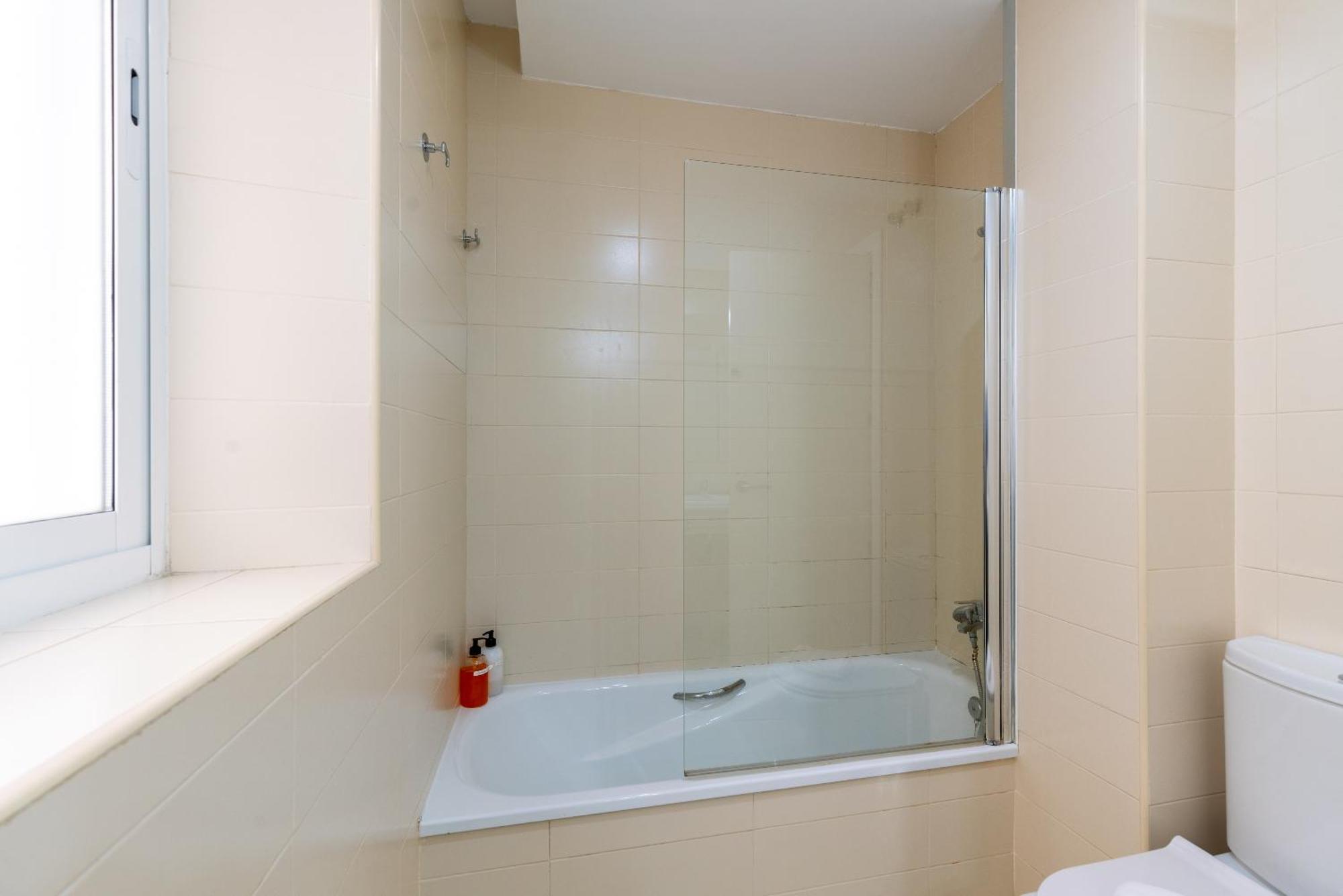 Veoapartment Alhondiga Primero Севілья Екстер'єр фото